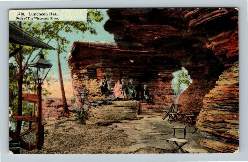 WI-Wisconsin Dells, Guests At Luncheon Hall, Rock Formations, Vintage Postcard