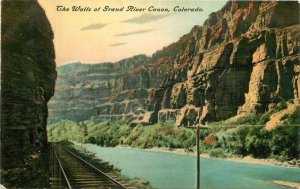 Colorado Walls Grand River Canon C-1910 Railroad Postcard 22-7692