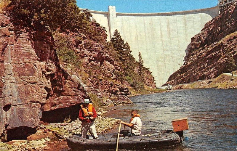 FLAMING GORGE DAM Fishermen Red Canyon Utah Green River 1974 Vintage Postcard