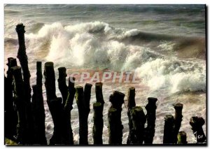 Postcard Modern Brittany Colored Sea agitated on the Cote de Saint Malo