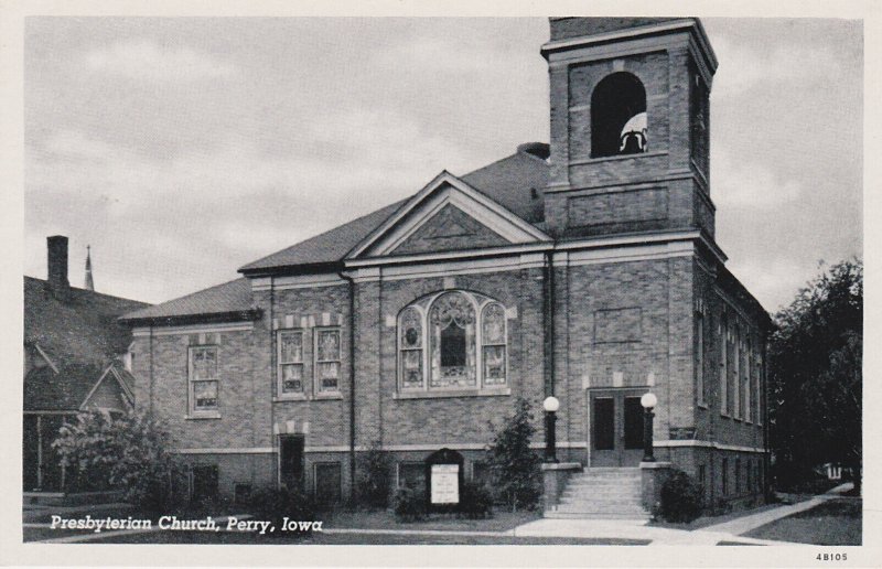 Iowa Perry Presbyterian Church Curteich