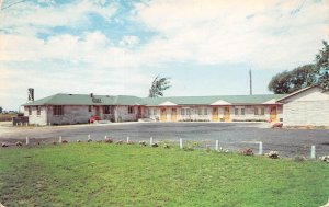 Boone, Iowa, Topper Motel, AA363-27