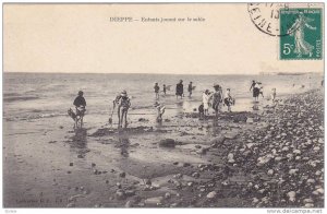 Enfants Jouant Sur Le Sable, Dieppe (Seine Maritime), France, 1900-1910s