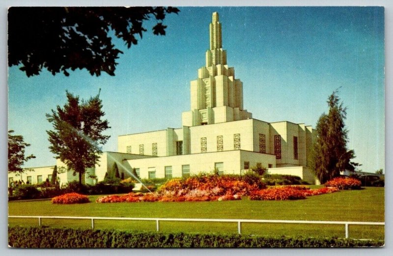 Mormon Temple  Idaho Falls     Postcard