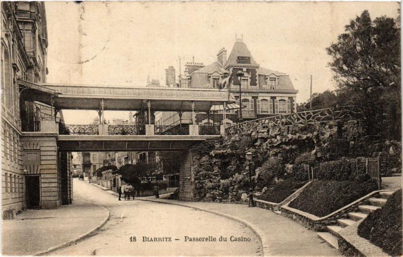 CPA BIARRITZ - Passerelle du Casino (450408)