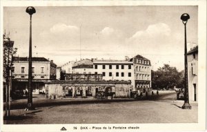 CPA Dax Place de la Fontaine chaude (1262851)