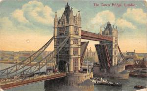 BR60952 the tower bridge london ship bateaux  uk