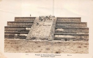 RPPC TEMPLE DE QUETZALCOATL TEOTIHUACAN MEXICO REAL PHOTO POSTCARD (c. 1940s)