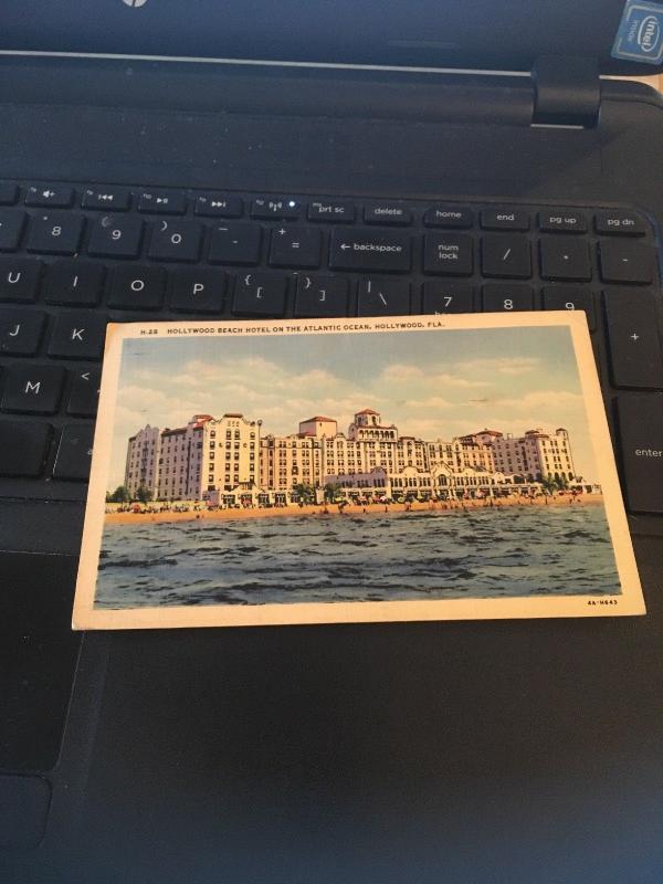 Vintage Postcard: Hollywood Beach Hotel on the Atlantic Ocean, Florida