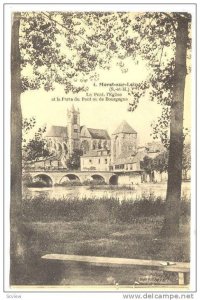 Moret-sur-Loing , France  , 00-10s ; Le Pont, L'Eglise