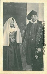 09597 VINTAGE POSTCARD - SARDINIA - COSTUMES: SANT'ANTIOCUS-