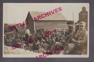Willow Lakes SOUTH DAKOTA RPPC 1914 FARM IMPLEMENT AUCTION Auctioneer SALE Crowd