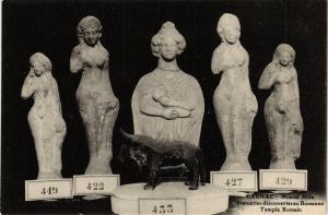 CPA CARNAC - Musée Miln - Statuettes decouvertes au Bossenno (205983)