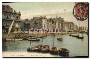 Postcard Old Le Havre Museum and the Grand Pier Yacht