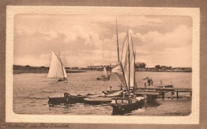 Vintage Postcard Red House Port Elizabeth Boats & Ships Central News Agency Pub.