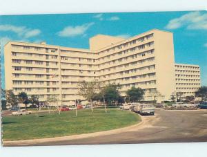 Pre-1980 OLD CARS AT USAF MILITARY AIR FORCE HOSPITAL San Antonio TX d5287