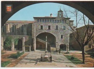 Postal E01565: Patio antiguao Hospital de Santa Cruz, y San Pablo, Barcelona