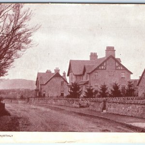 c1910s Murthly, Perth, Scotland Station Road Stone Houses Wall Postcard A119