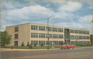 Postcard Grand Rapids Itasca County Court House Vintage Cars  Minnesota