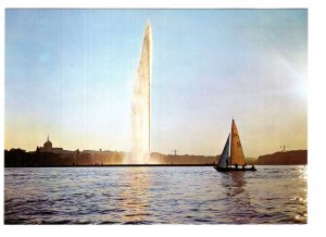 Water Fountain, Conte-Jour Dans La Rade. Geneve, Geneva, Switzerland