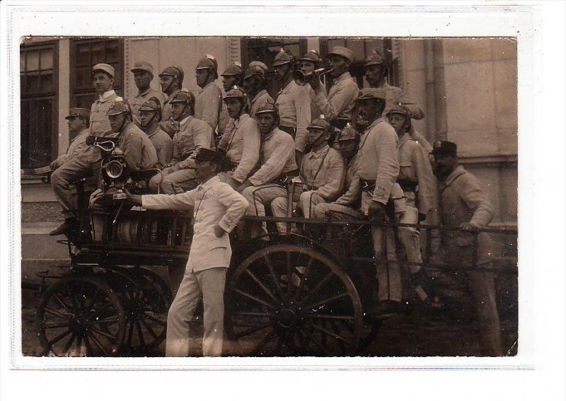 ALLEMAGNE - A SITUER - CARTE PHOTO - POMPIERS - FEUERWEHR - très bon état