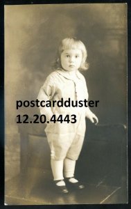 h3600 - CANADA 1920s Small Child. Real Photo Postcard