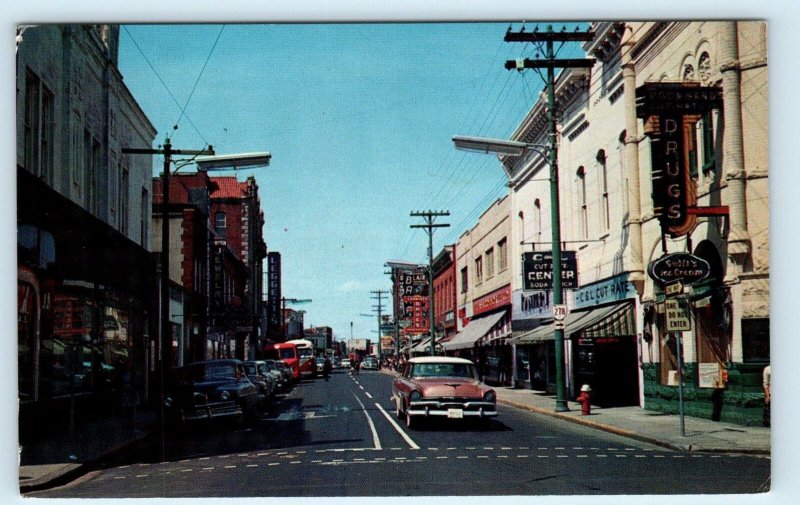 HAMPTON, VA Virginia QUEEN STREET Scene c1950s Cars Roadside Postcard