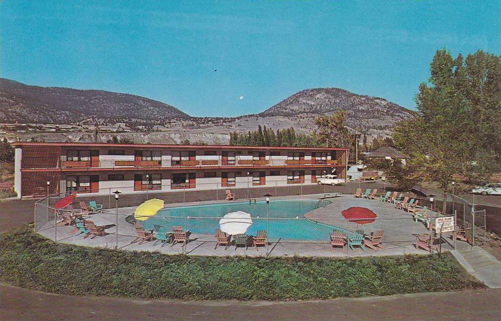 Swimming Pool of El Rancho Motor Hotel, Penticton, British Columbia