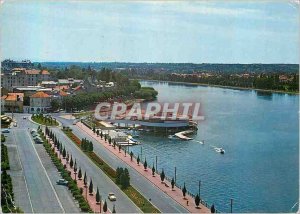 Postcard Moderne Vichy (Allier) Le Plan d'Eau and the Rotunda