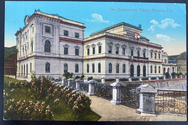 Mint Panama Color Picture Postcard The Government Palace