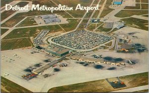 Vtg Detroit Metropolitan Airport Wayne County Aerial View Michigan MI Postcard