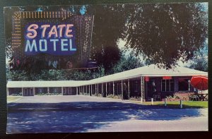 Vintage Postcard 1950-60's State Motel, Heart of Waycross, Georgia (GA)