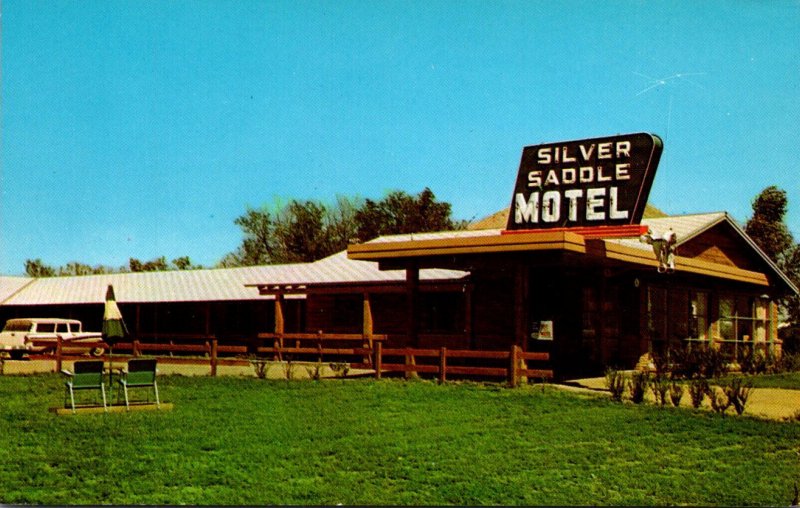 Kansas East Smith Center Silver Saddle Motel