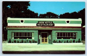 DAYTONA BEACH, Florida FL ~ Roadside IRON KETTLE RESTAURANT c1950s  Postcard