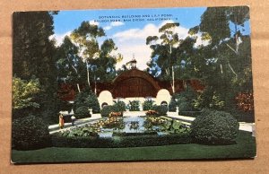 VINTAGE POSTCARD UNUSED  BOTANICAL BLDG. & LILY POND, BALBOA PARK, SAN DIEGO,CAL