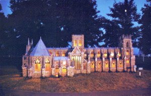 VINTAGE STANDARD SIZE POSTCARD YORK MINSTER CATHEDRAL PRINCE EDWARD ISLAND CANA