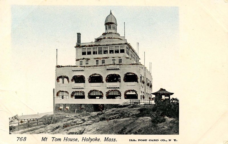 MA - Holyoke. Mt Tom House   (glitter)