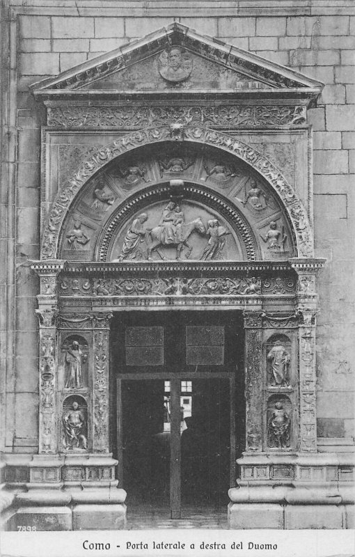 Italy Como Porta Laterale a destra del Duomo Cathedral vintage postcard