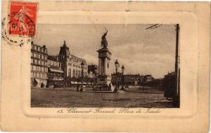 CPA CLERMONT-FERRAND - Place de Jaude (221550)