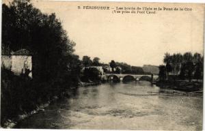 CPA PÉRIGUEUX-Les bords de l'Isle et le Pont de la Cité (232681)