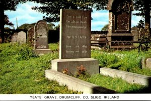 Ireland Co Sligo Drumcliff Yeats' Grave