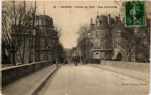 CPA VERNON - Entrée de Ville - Rue d'Albufera (392835)