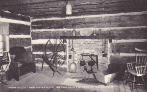 Indiana Indianapolis Pioneer Log Cabin Displayed At The Childrens Muesum Of I...