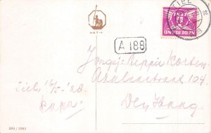 Fantasy Humanized Dogs At School Anthropomorphic 1928 postcard  B927