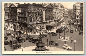 Piccadilly Circus   London  England UK   Postcard