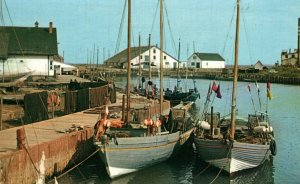 Canada In Scenic Gaspe Peninsula P.Q. Chrome Postcard 08.68