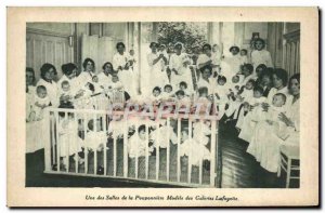 Old Postcard Children One of the rooms of the Nursery Model Galeries Lafayett...