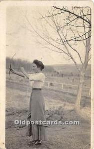 Archery 1912 crease right bottom corner, corner wear