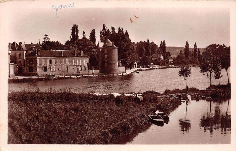 BR38115 Villeneuve sur Yonne l ile et la tour bonneville france