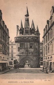 Vintage Postcard Bordeaux La Porte Du Palais France